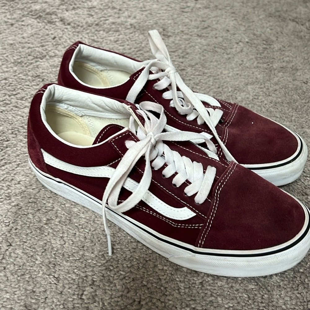 US mens size 8 Vans.